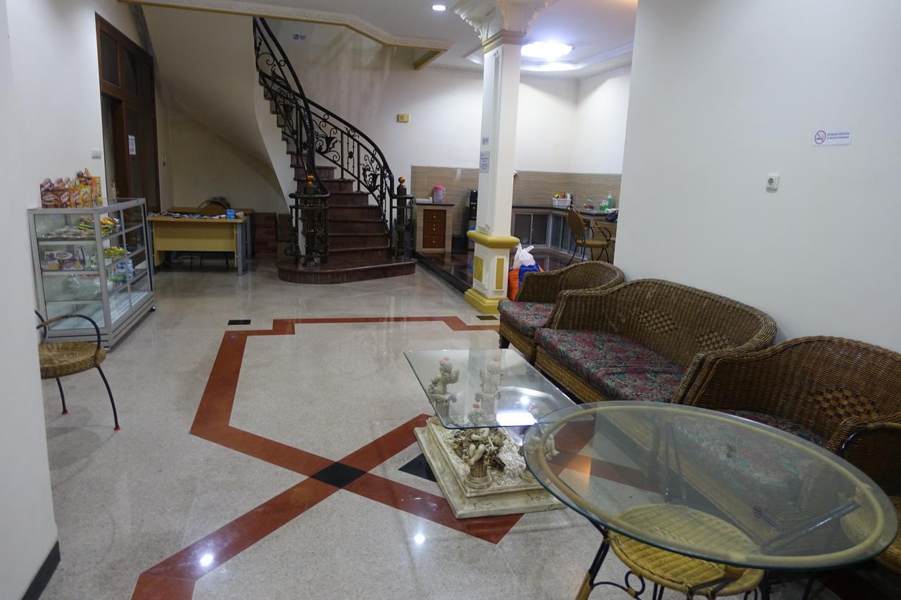 The Backpacker Semarang Hostel Luaran gambar