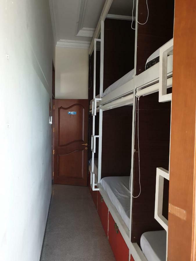 The Backpacker Semarang Hostel Luaran gambar