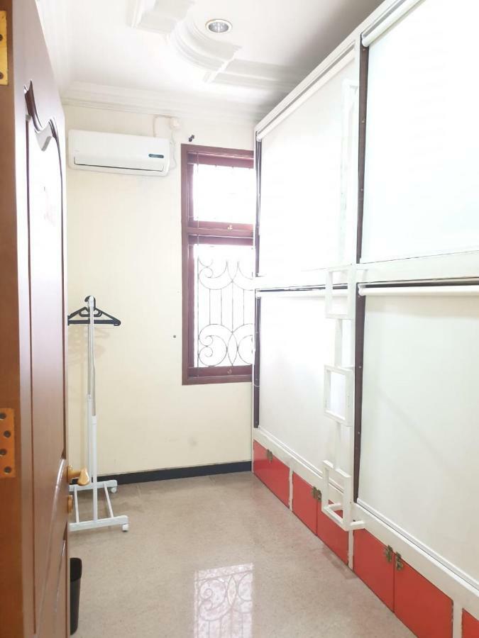 The Backpacker Semarang Hostel Luaran gambar